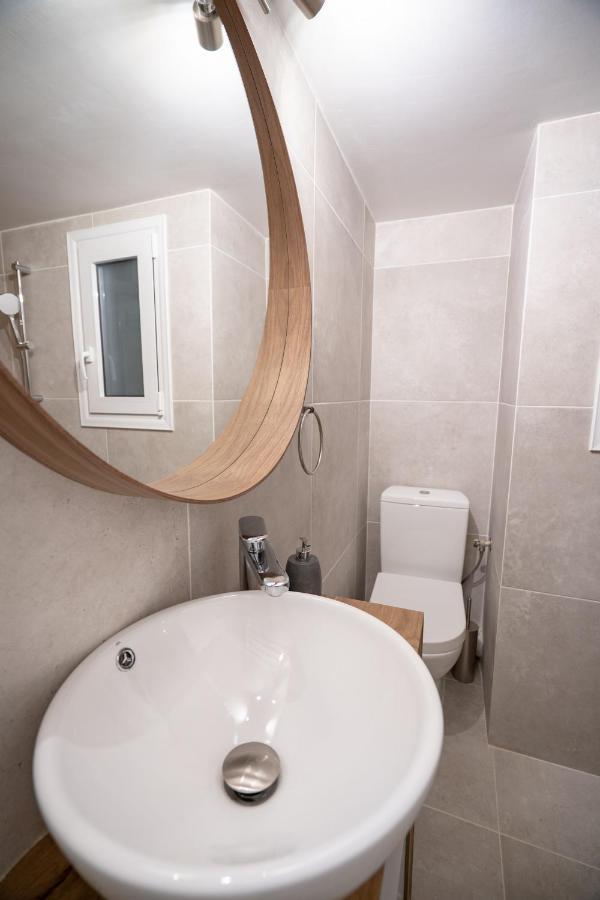 Athens Center 2 Bedrooms 4 Pers Apartment. ภายนอก รูปภาพ