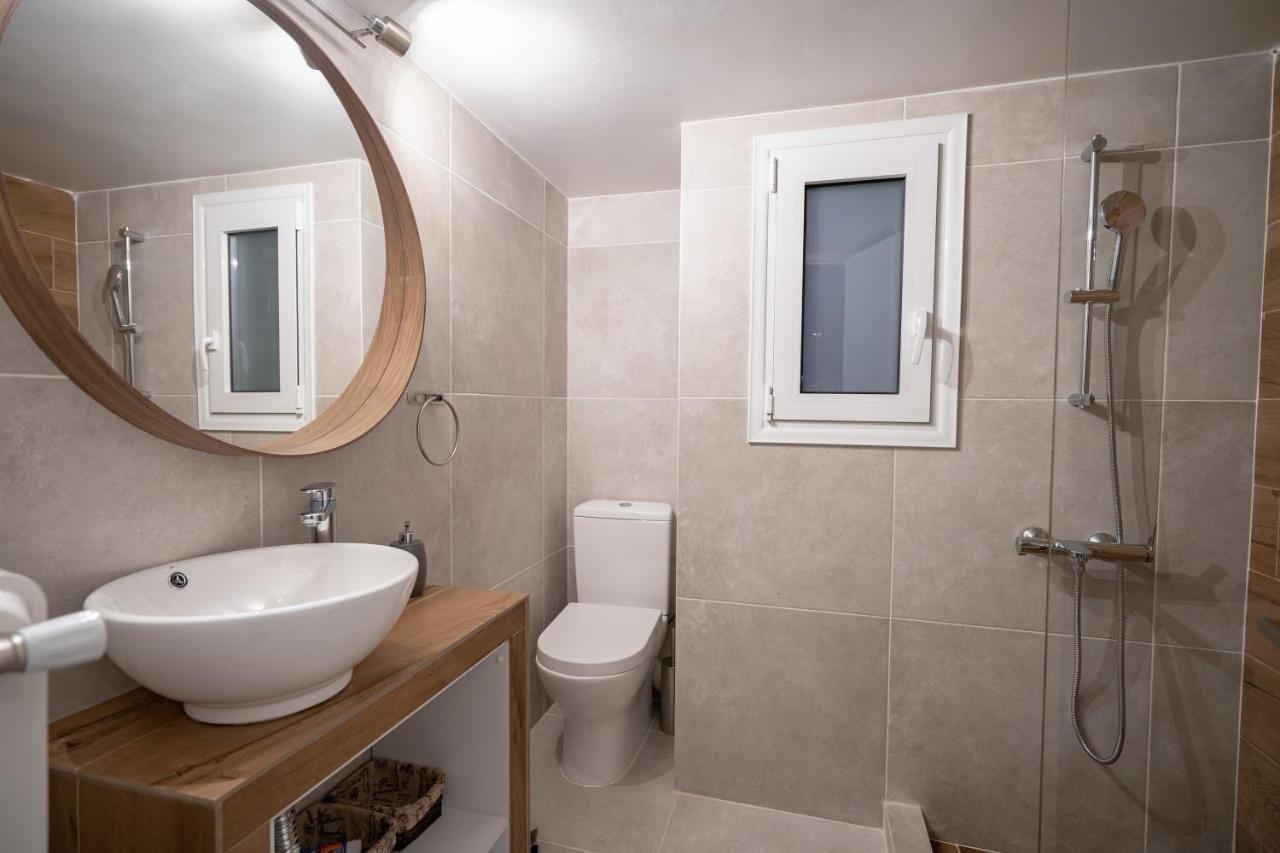Athens Center 2 Bedrooms 4 Pers Apartment. ภายนอก รูปภาพ